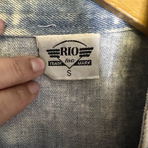 Vintage RIO Acid Wash Denim Jeweled Jacket With Pleats And Shoulder Pads In Sz S - Picture 6 of 7